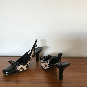 Franco Sarto sling bk blk patent & calf hair heel